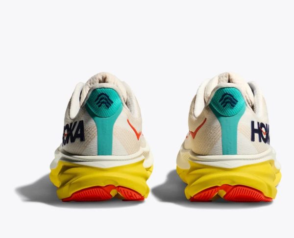 W/M Hoka One One Clifton 9 Eggnog / Passion Fruit
