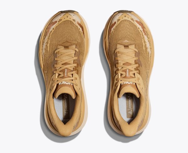 W/M Hoka Stinson 7 Satellite Wheat Shifting Sand